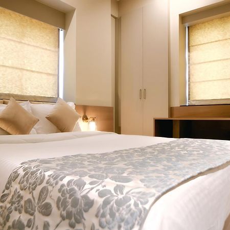 The Falcon Inn Мумбаї Екстер'єр фото